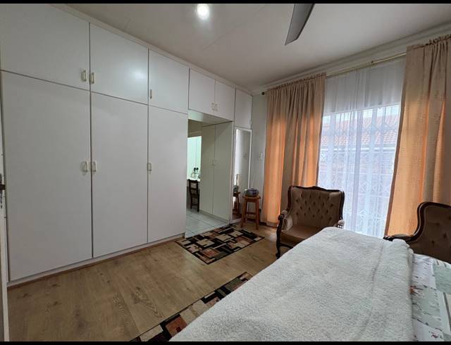 2 BEDROOM TOWNHOUSE FOR SALE IN THREE RIVERS EAST